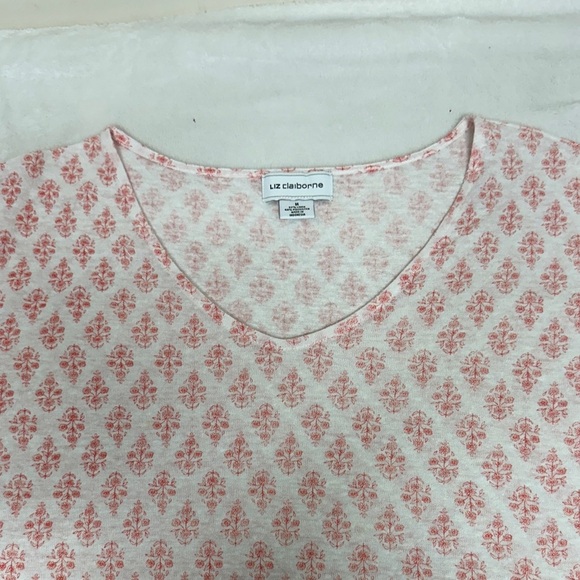 Liz Claiborne Red and White Patterned Blouse - Picture 10 of 10